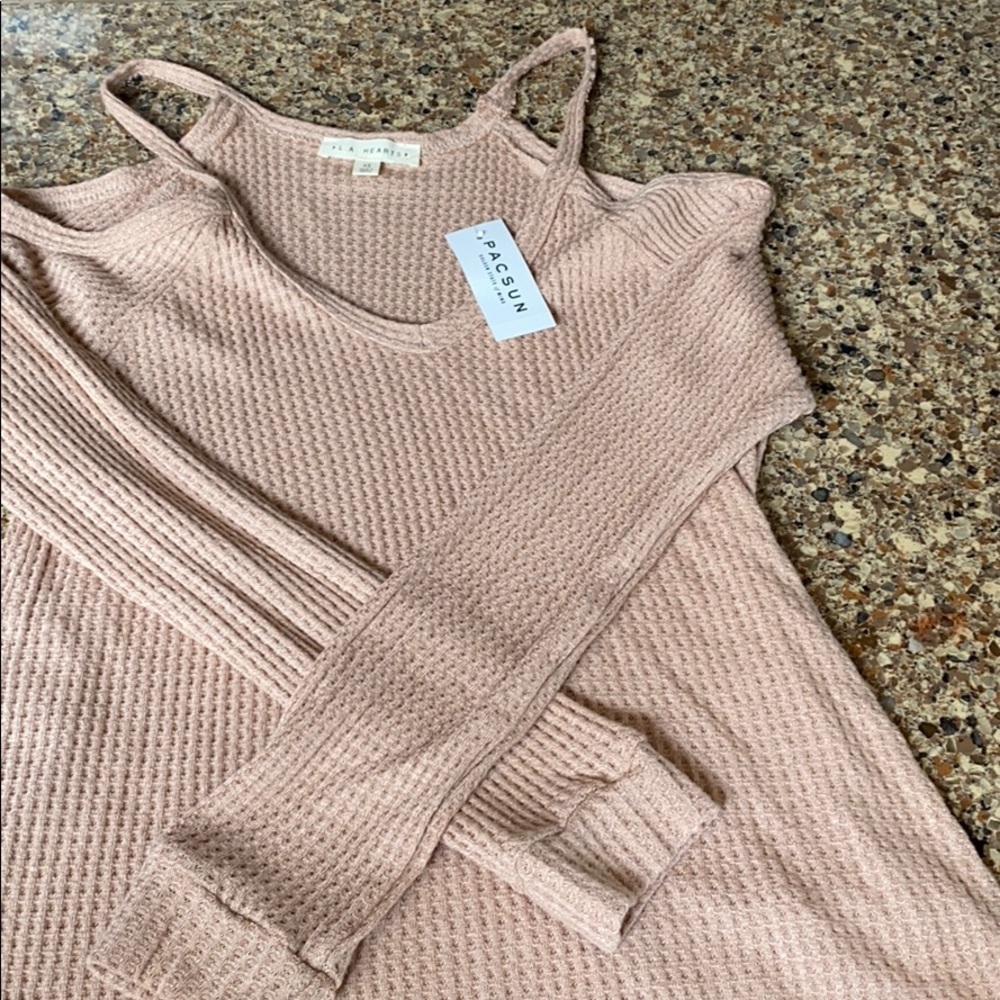 Brand new pacsun sweater